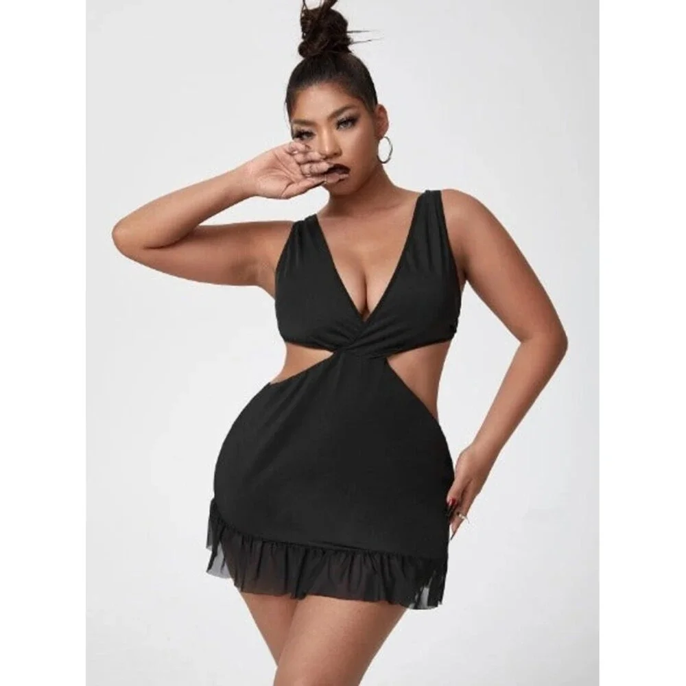 16 Plus (2X) Black Cut-out Contrast Mesh Babydoll